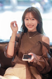 年轻女教师hd高清在线观看